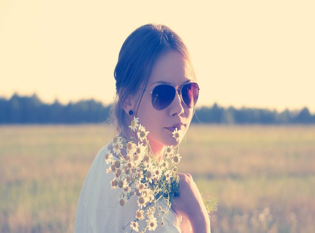 Matching the Mood: How to Select a GIF They'll Love